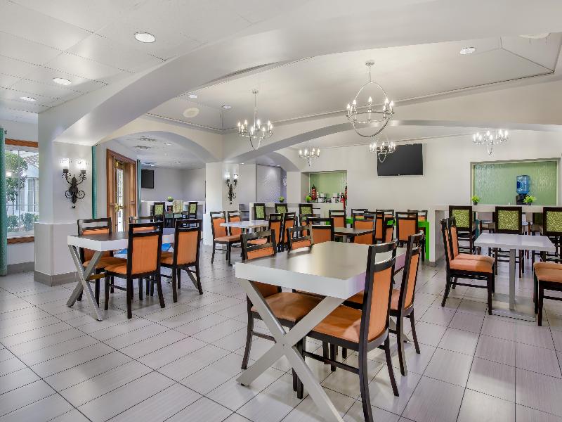 BW Plus Orlando Lake Buena Vista South Inn &Suites image