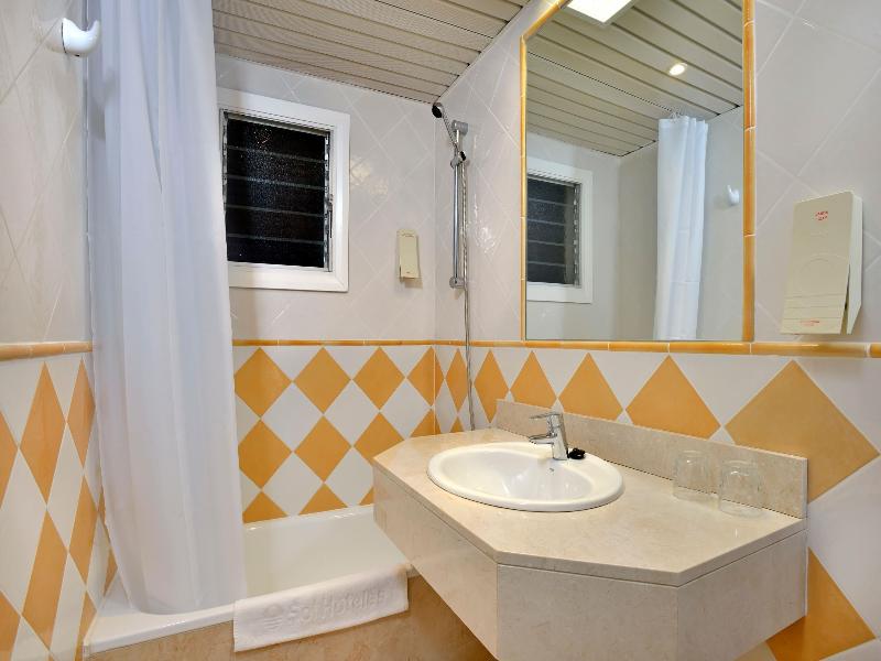 Sol Cala d'Or Apartamentos image