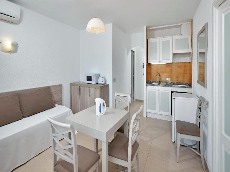 Sol Cala d'Or Apartamentos image