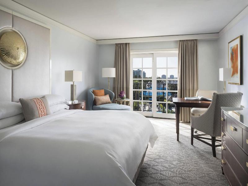 The Ritz-Carlton, Marina del Rey image