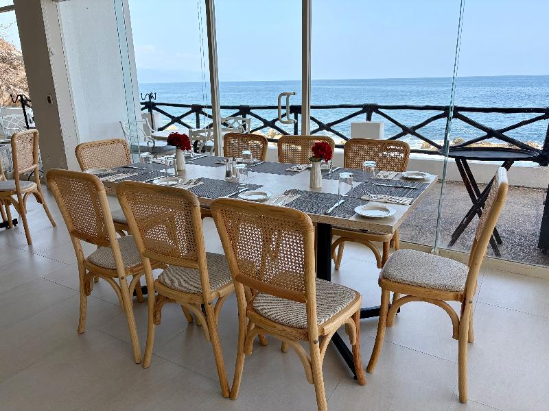 Costa Sur All Inclusive Resort image