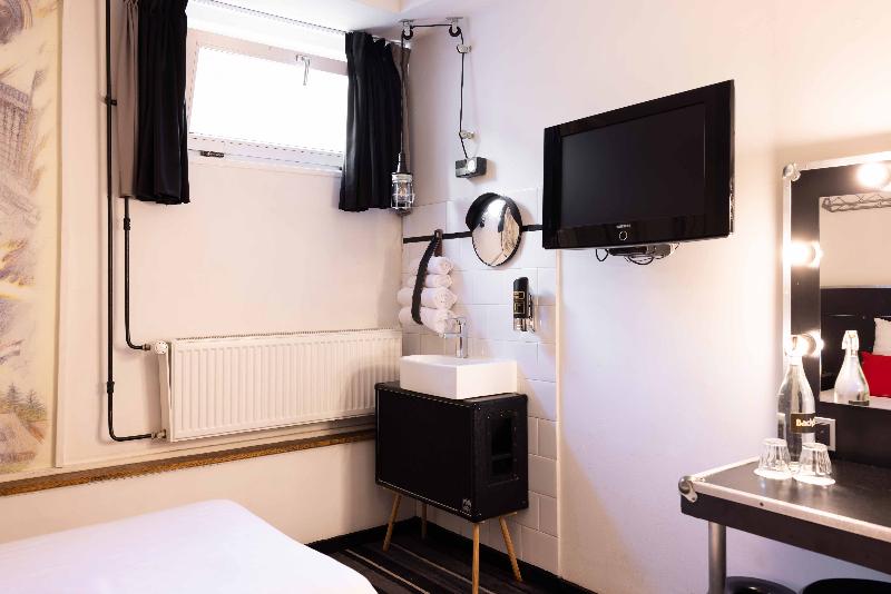 Backstage Hotel image