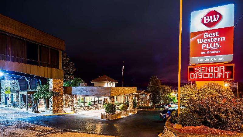 Best Western Plus Landing View Inn & Suites Branson - vacaystore.com