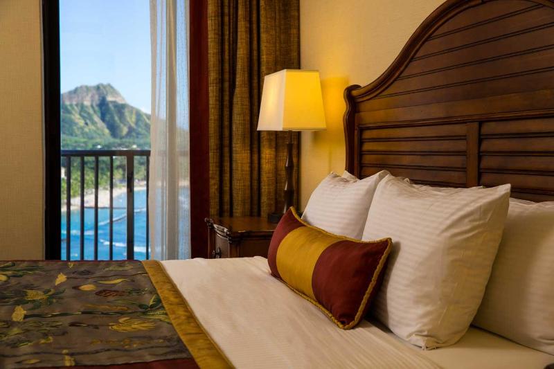 OUTRIGGER Waikiki Beach Resort