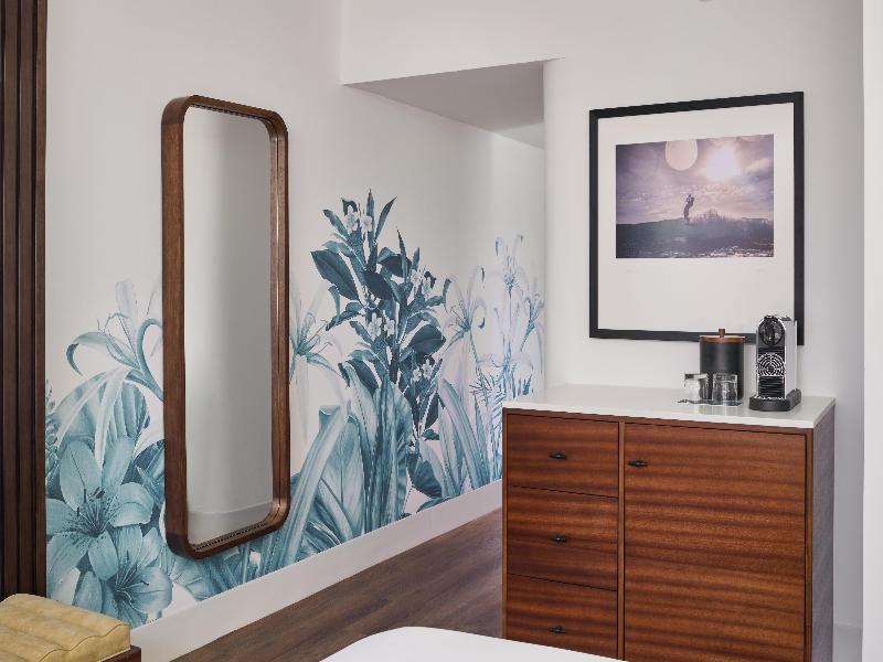 OUTRIGGER Waikiki Beach Resort image