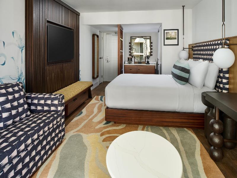 OUTRIGGER Waikiki Beach Resort image