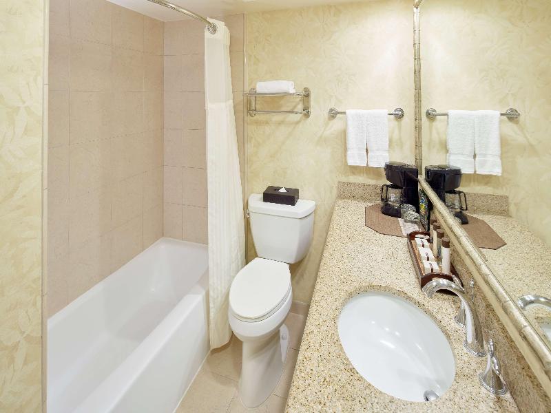 OUTRIGGER Waikiki Beach Resort image