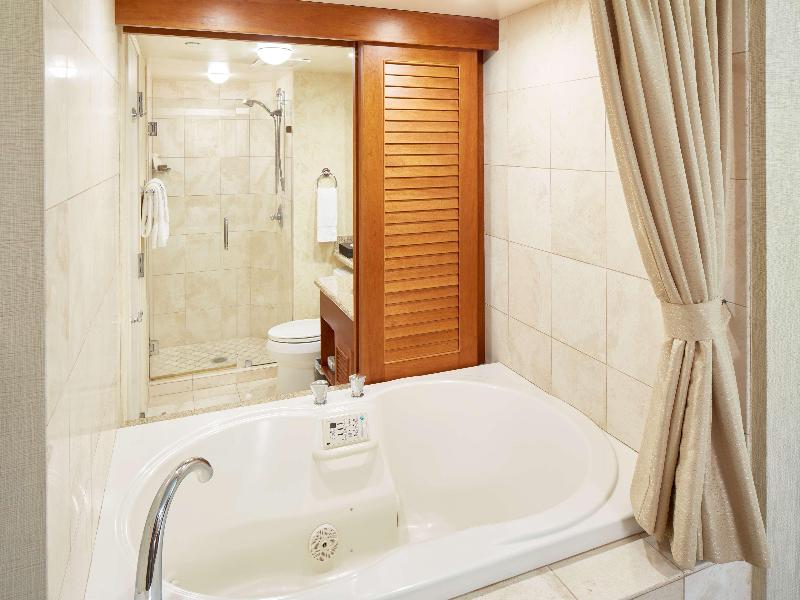 OUTRIGGER Waikiki Beach Resort image