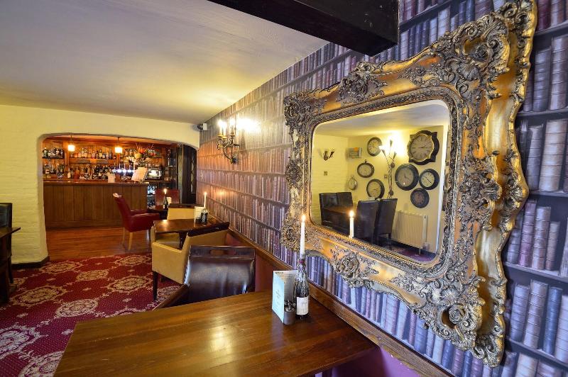 Best Western Roundabout  image