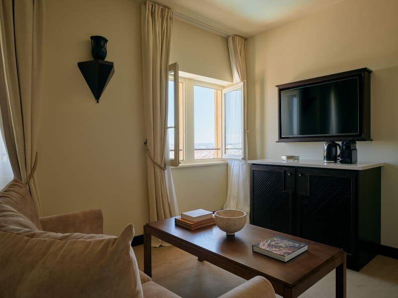 Villa Florentine image