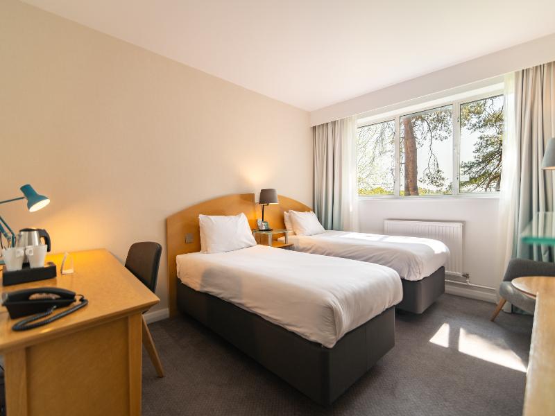 Holiday Inn Ashford North A20 image