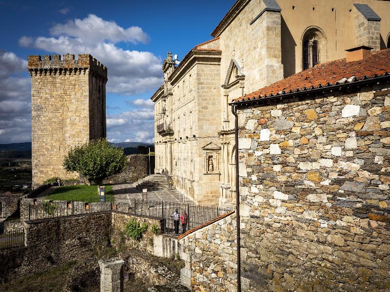 Parador de Monforte de Lemos image