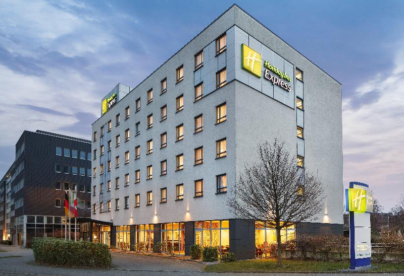 Holiday Inn Express Dusseldorf - City North image