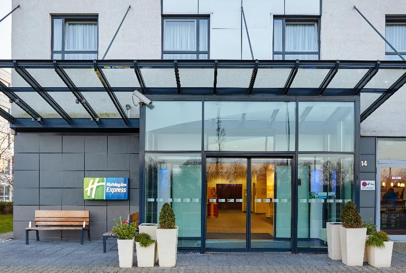 Holiday Inn Express Dusseldorf - City North image