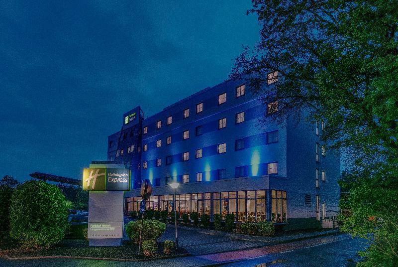Holiday Inn Express Frankfurt Airport