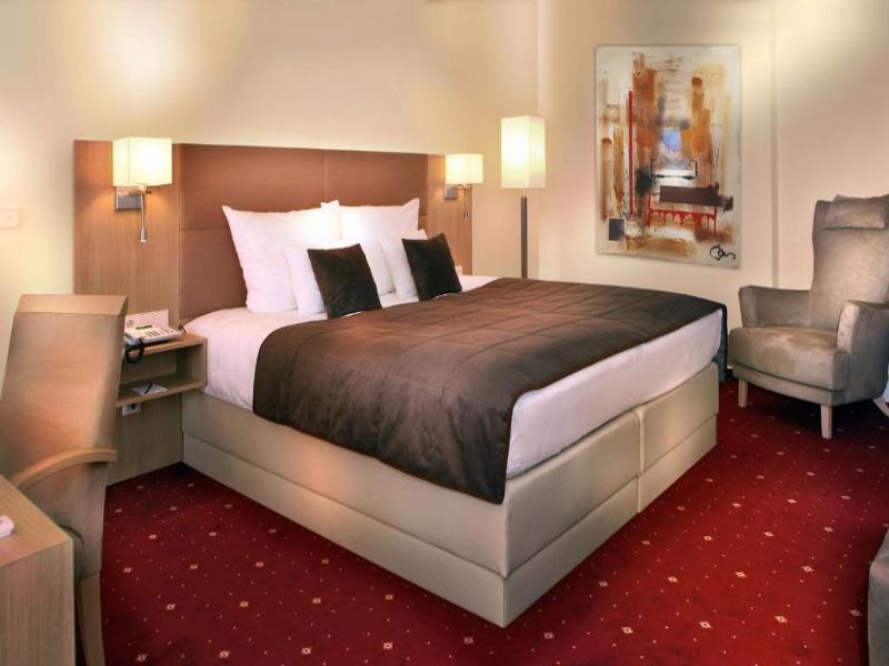 Best Western Hotel zur Post image