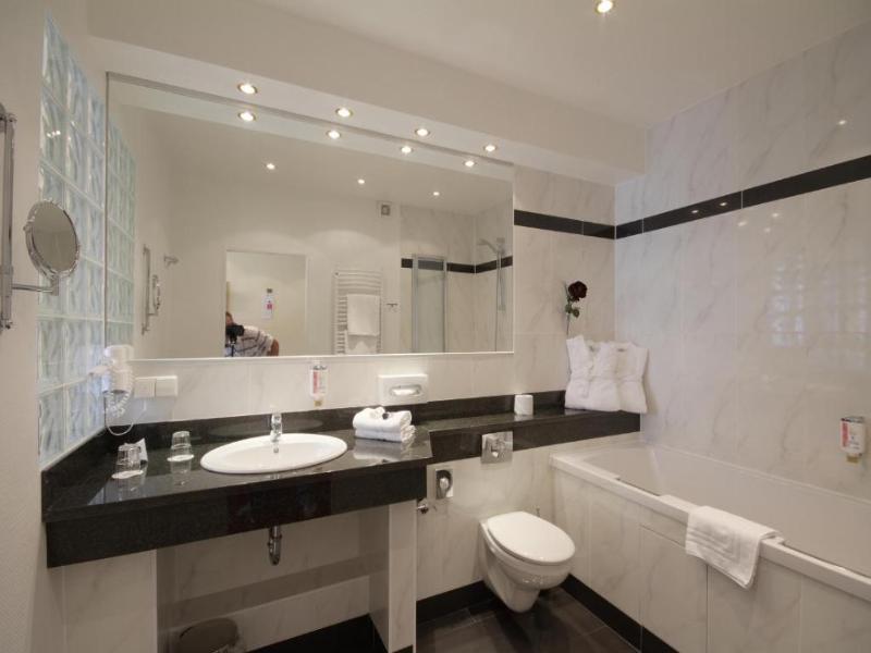 Best Western Hotel zur Post image