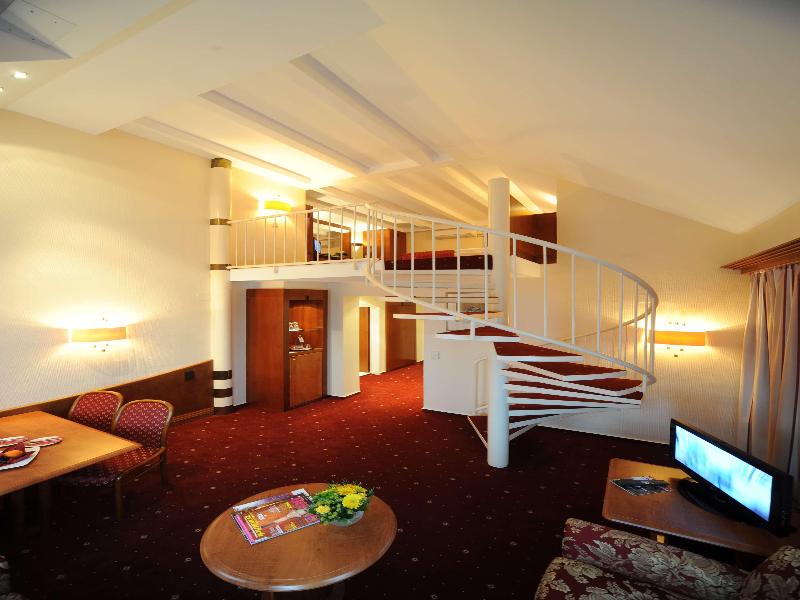 Best Western Hotel zur Post image
