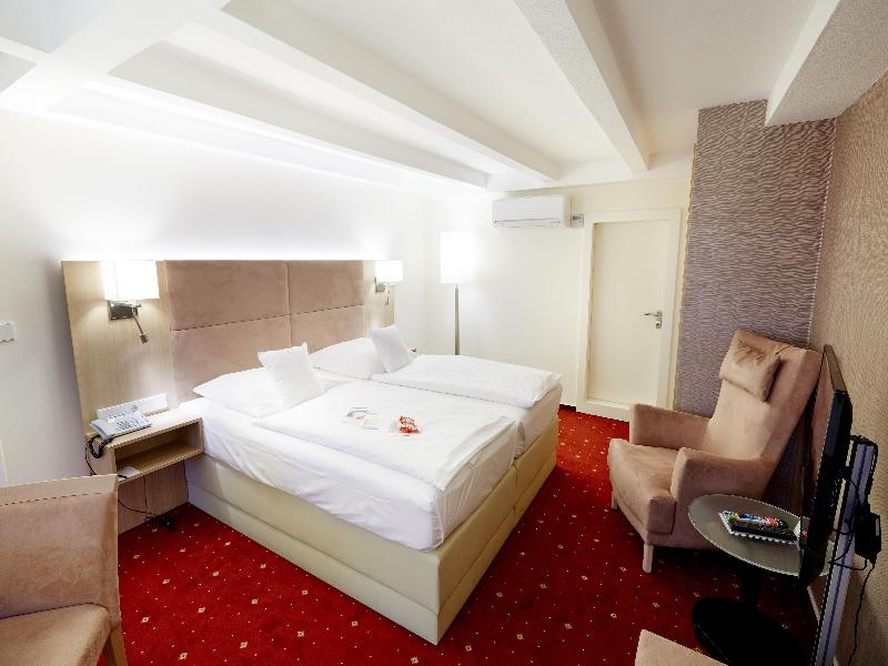 Best Western Hotel zur Post image