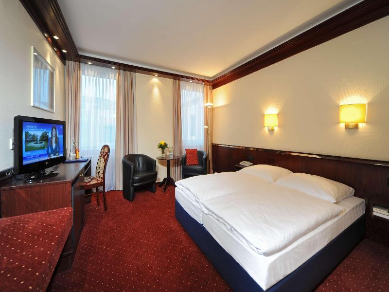 Best Western Hotel zur Post image