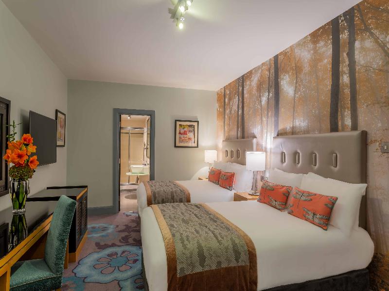 Crowne Plaza Dublin Airport image