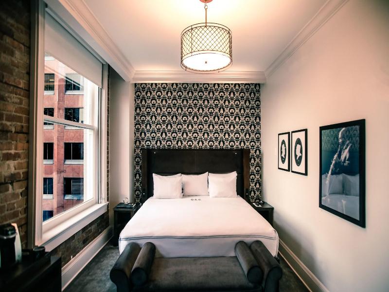 Q & C Hotel Bar, Autograph Collection image