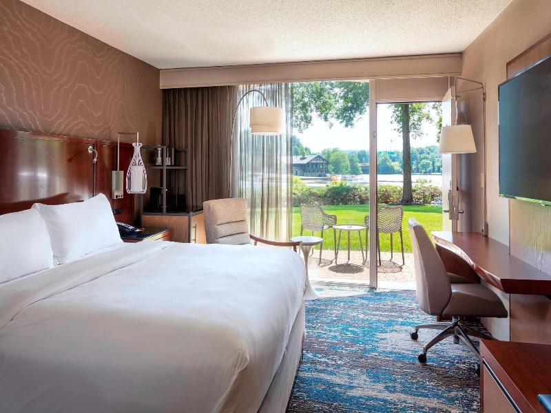 Boston Marriott Newton image