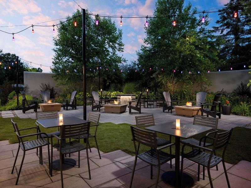 Courtyard By Marriott image