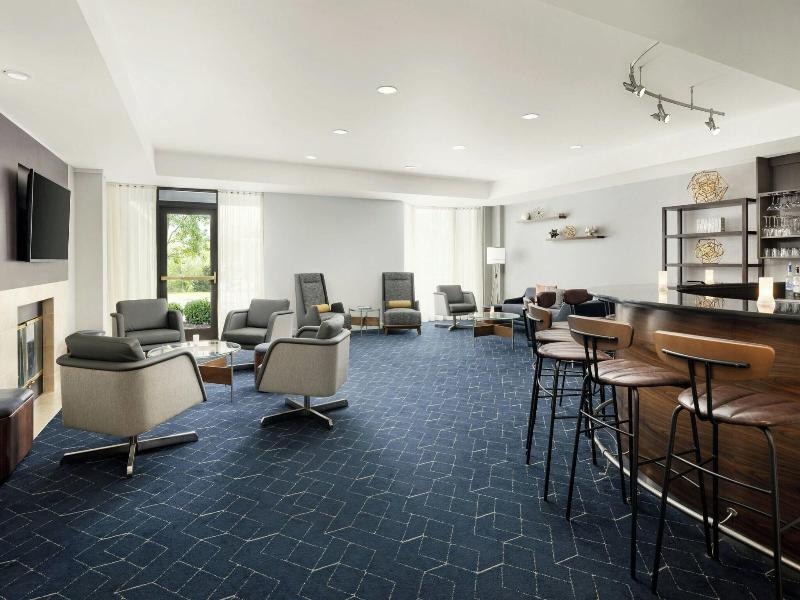 Courtyard By Marriott image