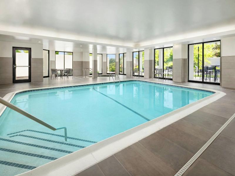 Courtyard By Marriott image