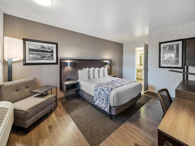 Best Western Plus Hilltop Inn image