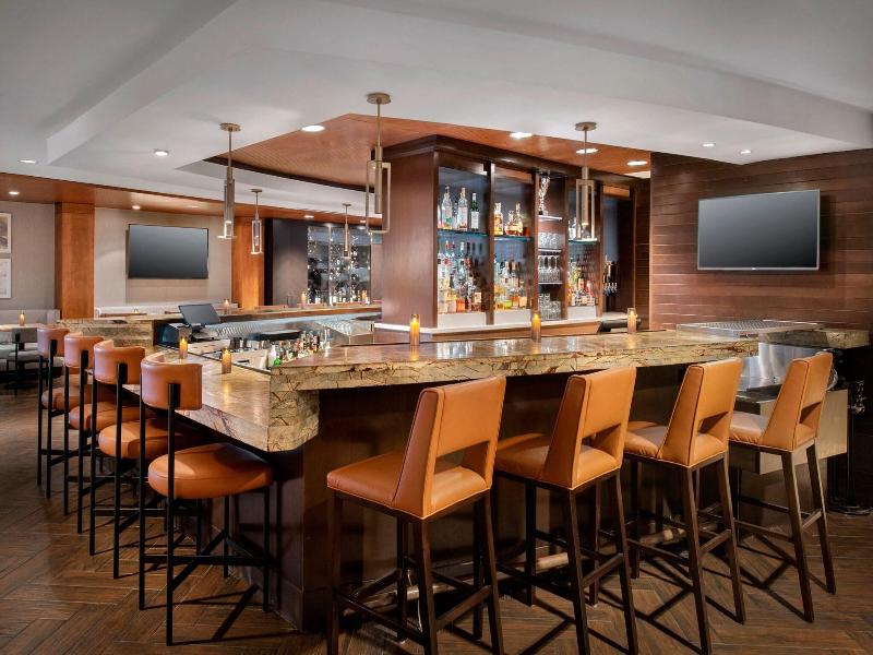 Boston Marriott Burlington image
