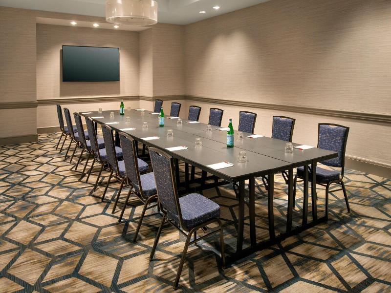 Boston Marriott Burlington image