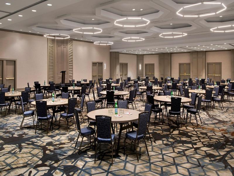 Boston Marriott Burlington image