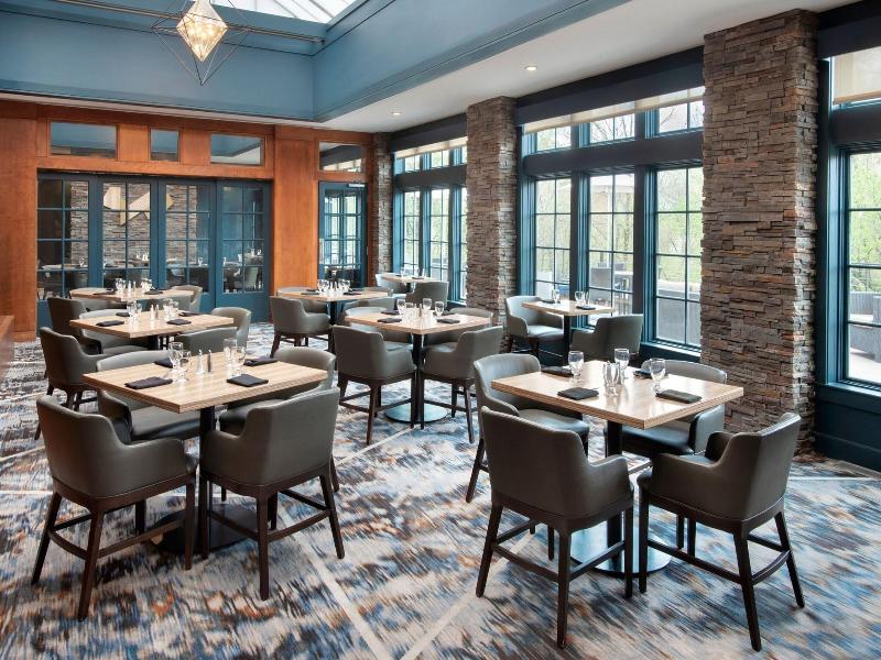 Boston Marriott Burlington image
