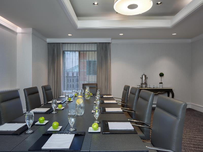 Stay in style at Hyatt Regency Boston
