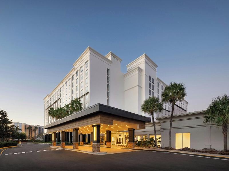 Courtyard by Marriott across Universal Orlando image