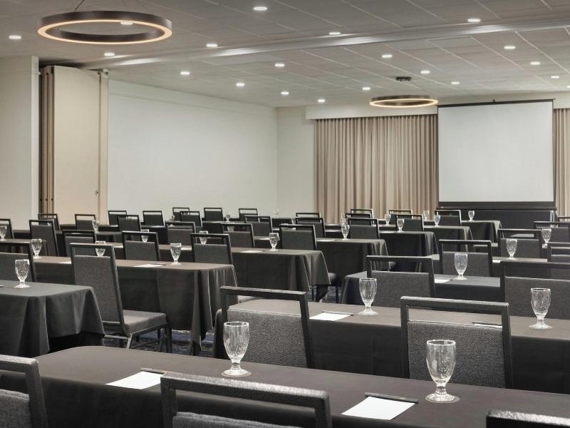 Courtyard by Marriott across Universal Orlando image