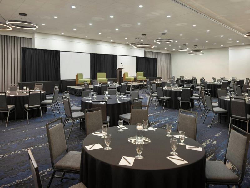 Courtyard by Marriott across Universal Orlando image