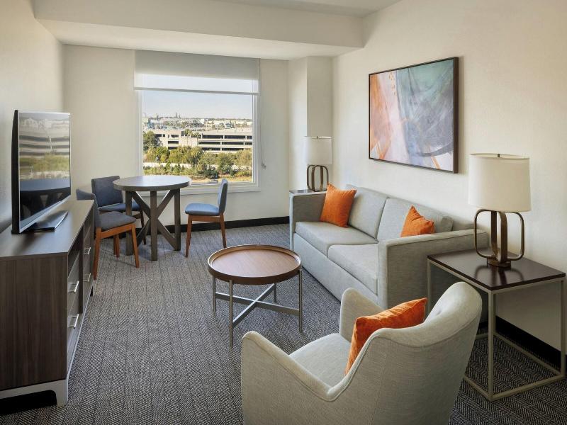 Courtyard by Marriott across Universal Orlando image