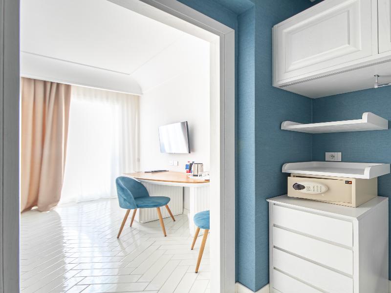 Hotel Club Due Torri image