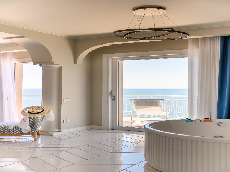 Hotel Club Due Torri image