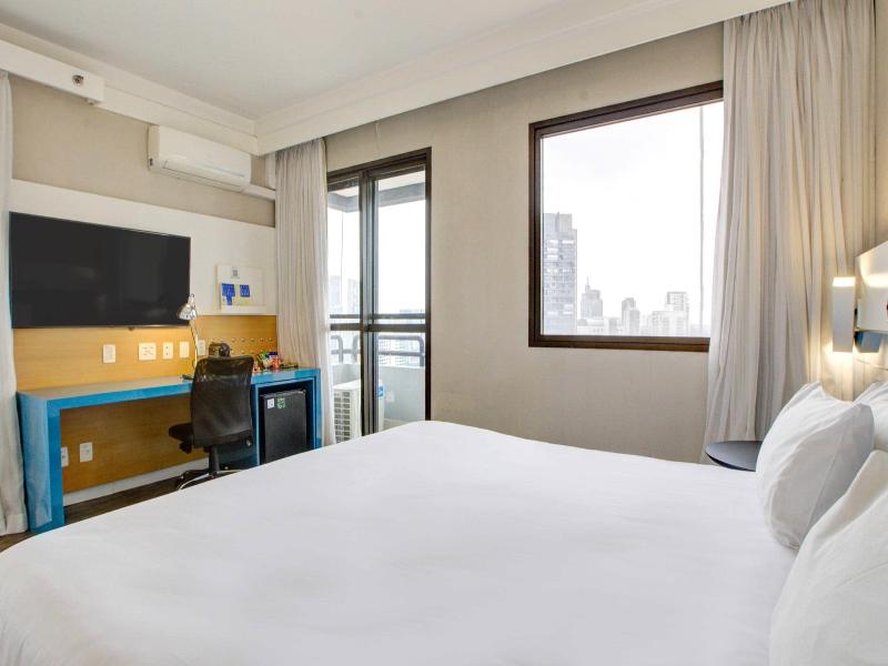 DOUBLE QUEEN SIZE BED — photo 8