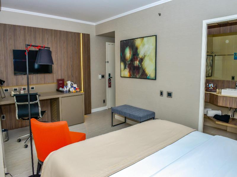 Clarion Faria Lima image
