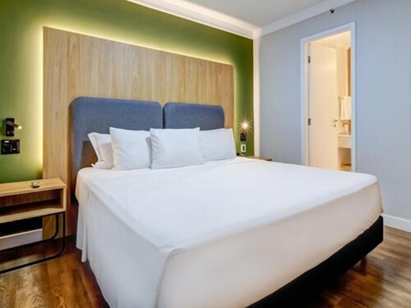 Quality Suites Oscar Freire image