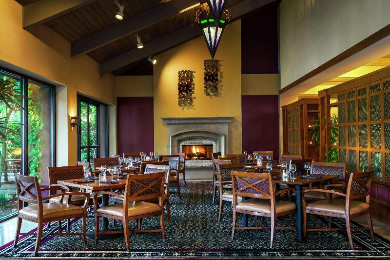 Doubletree by Hilton Sonoma Wine Country