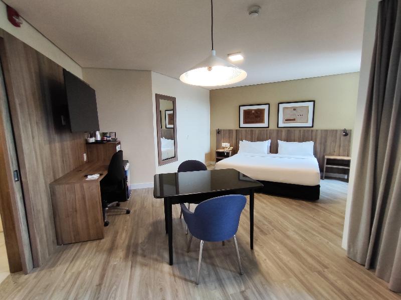 Holiday Inn Fortaleza image