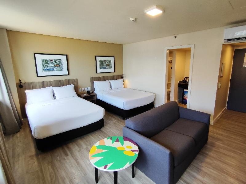 Holiday Inn Fortaleza image
