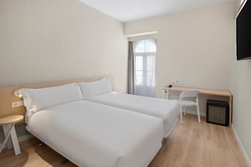 B&B HOTEL Figueira da Foz  image