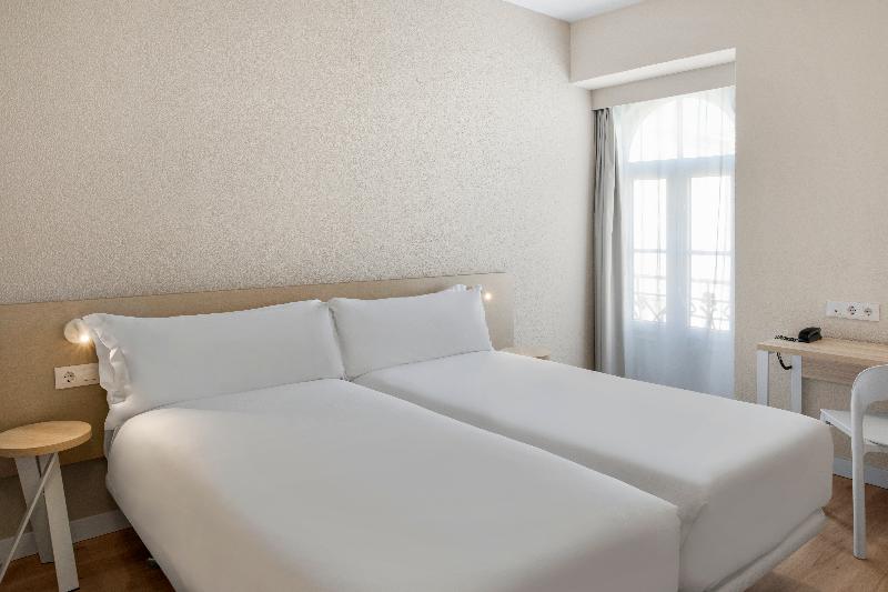 B&B HOTEL Figueira da Foz  image